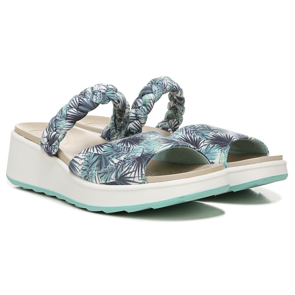 Bzees New Wave Slide Sandal - Greenleaf Fabric