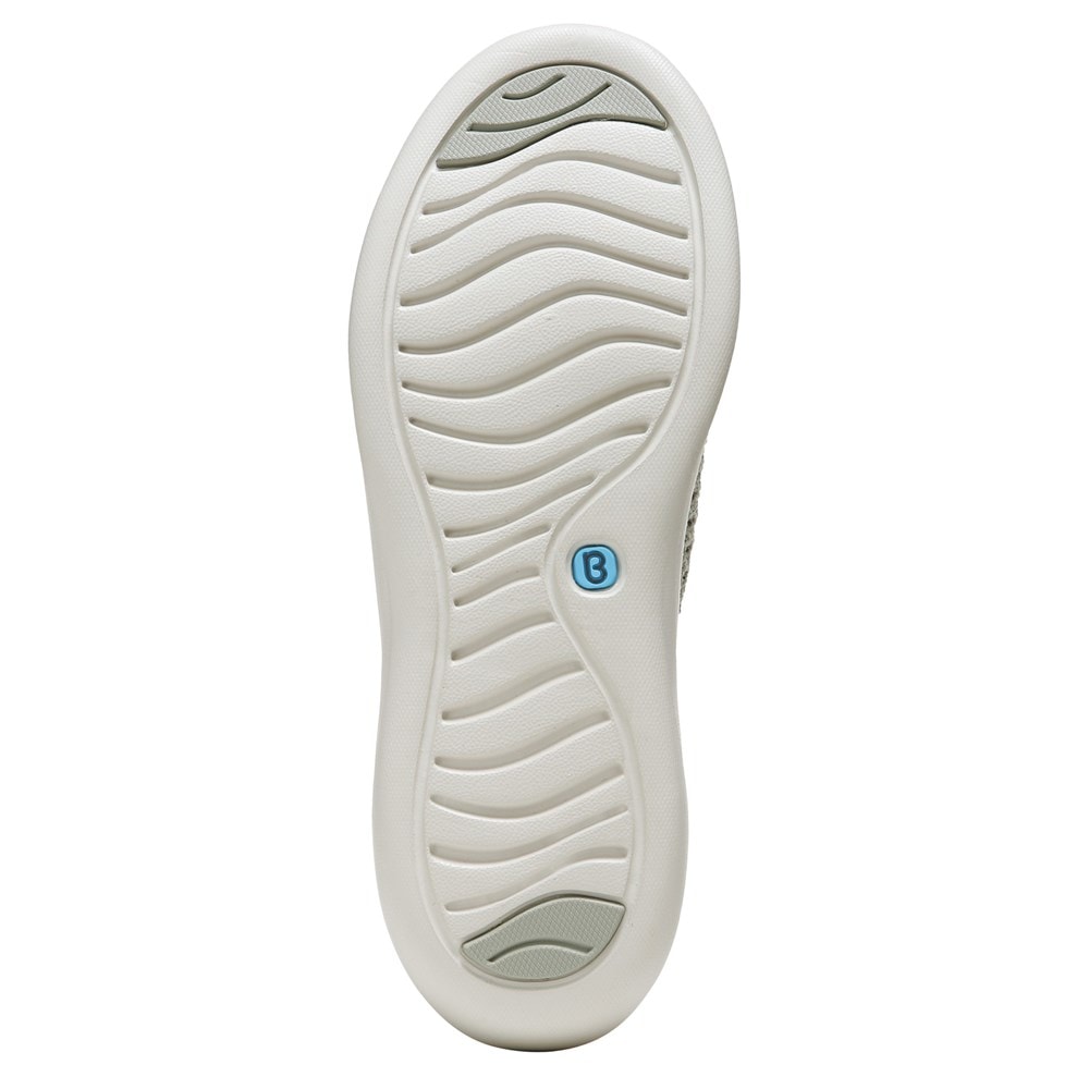 bzees charlie knit slip on