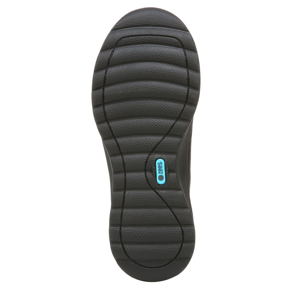 Bzees Glory Slip On - Black Fabric Bzees Glory Slip On - Black Fabric