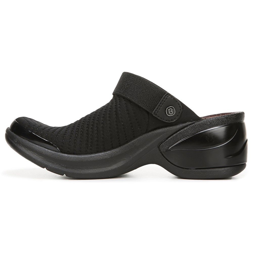 Bzees Kitty Clog - Black Oversized Geo