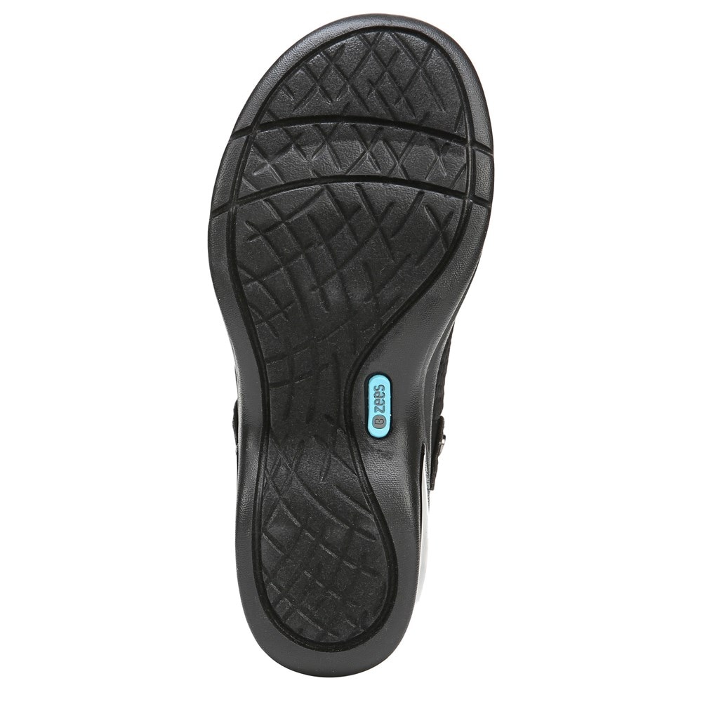 Bzees Kitty Clog - Black Oversized Geo